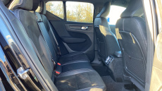 Volvo Xc40 2.0 B4P R DESIGN Pro 5dr Auto Petrol Estate